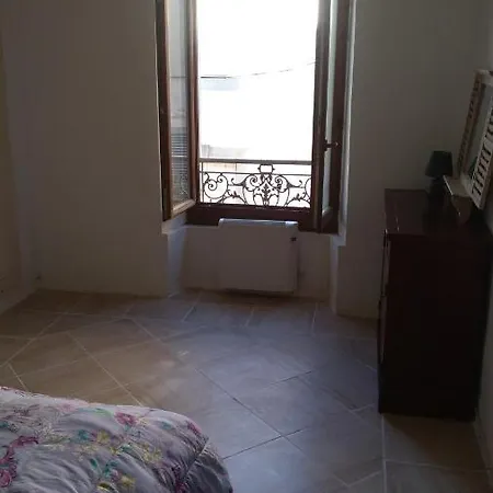 Le Minervois Apartment *