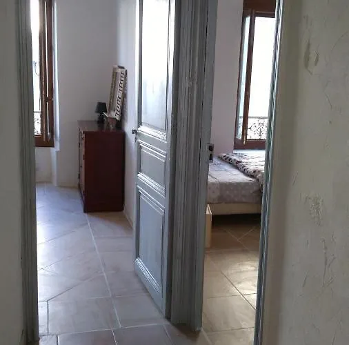 Le Minervois Apartment *